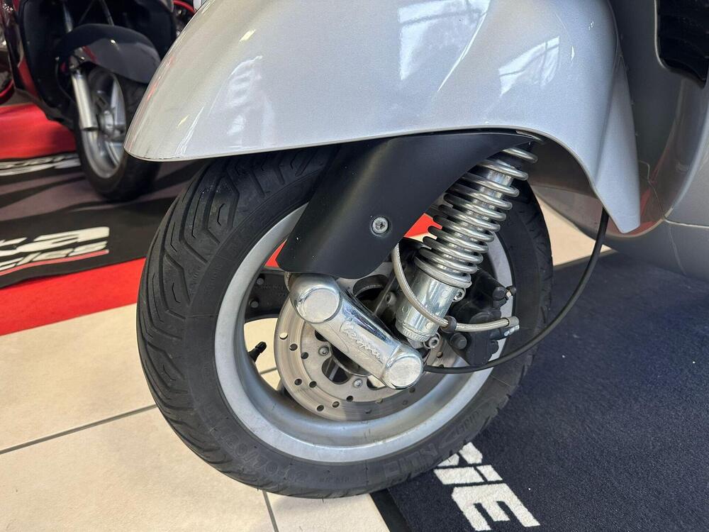 Vespa GTS 250 i.e. (12)