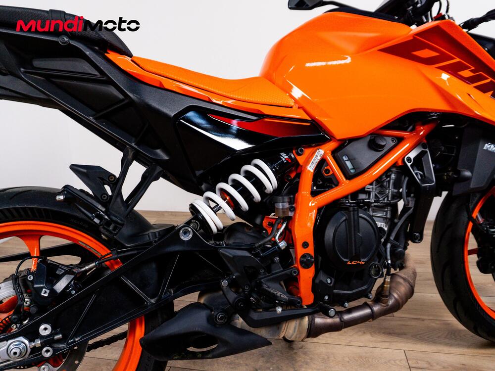 KTM 390 Duke (2021 - 23) (4)