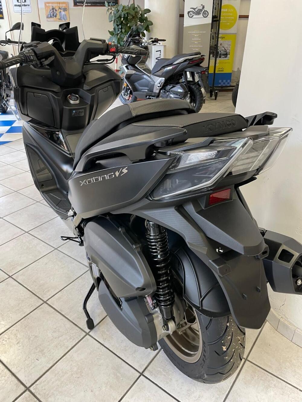 Kymco Xciting VS 400i (2023 - 26) (2)