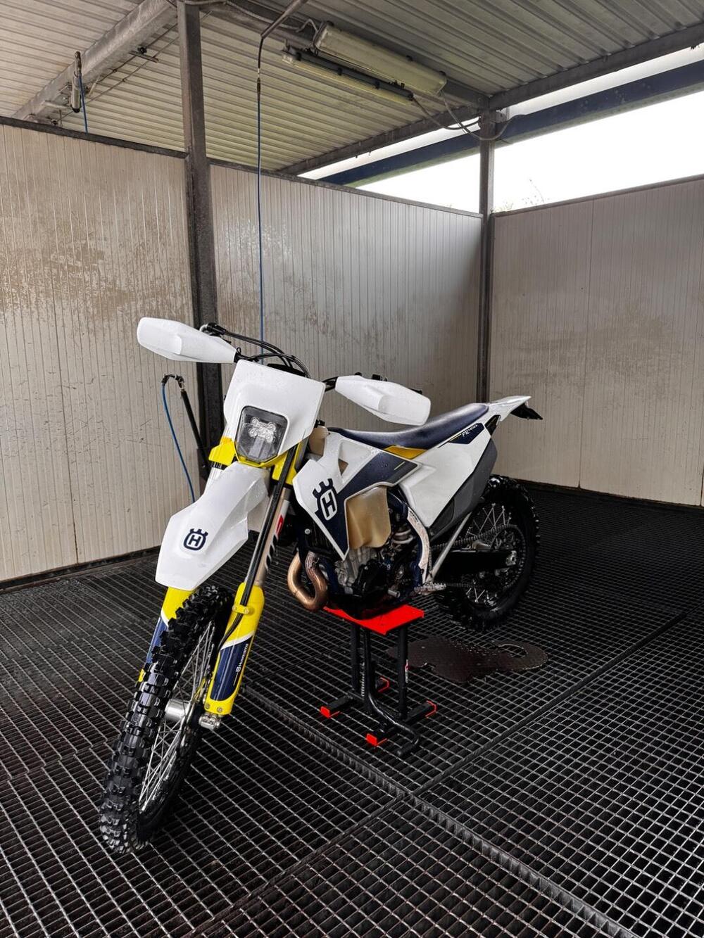 Husqvarna FE 450 (2021) (3)