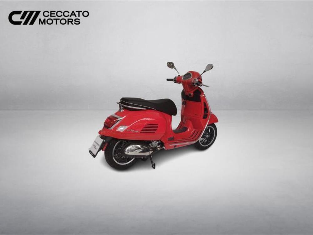 Vespa GTS 300 Super (2023 - 24) (4)