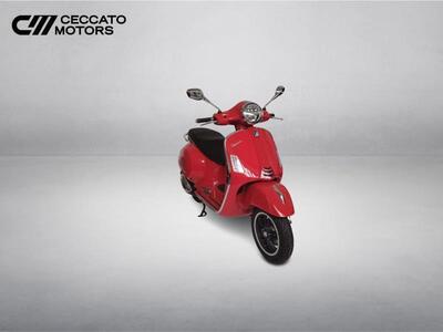Vespa GTS 300 Super (2023 - 24) usata