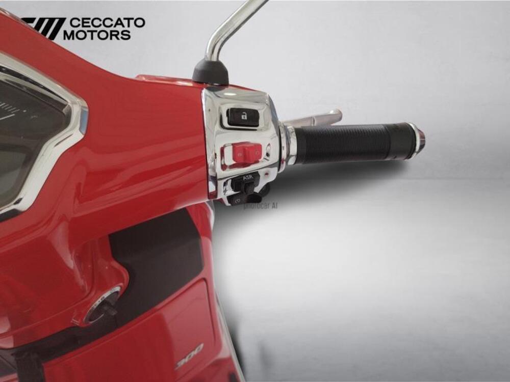 Vespa GTS 300 Super (2023 - 24) (10)