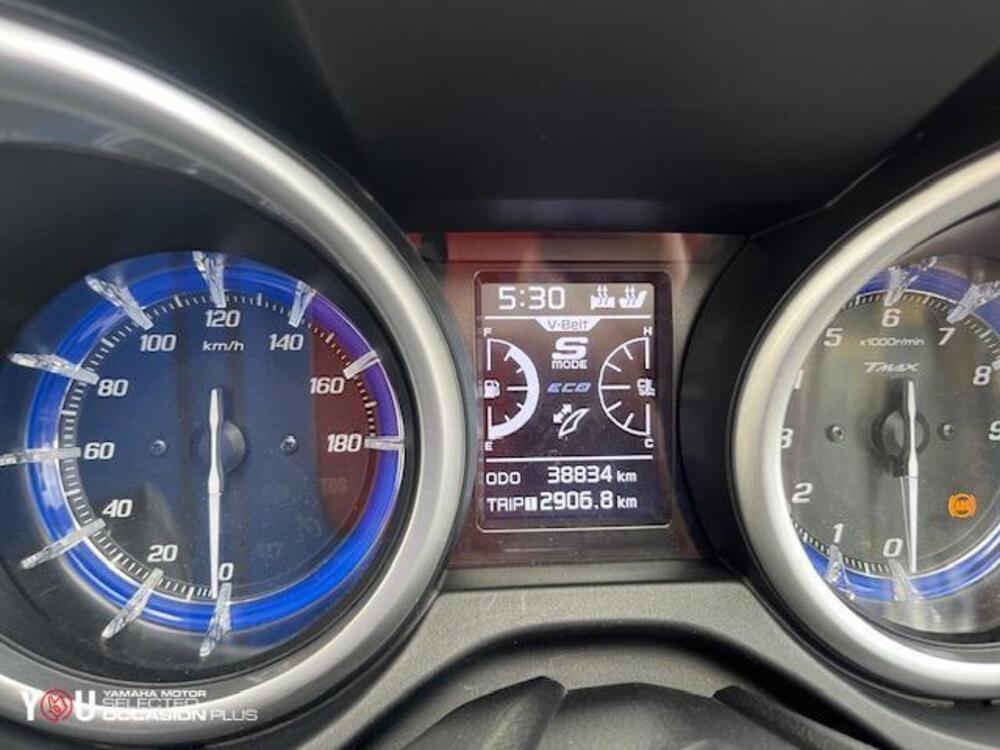 Yamaha T-Max 530 DX (2017 - 19) (5)