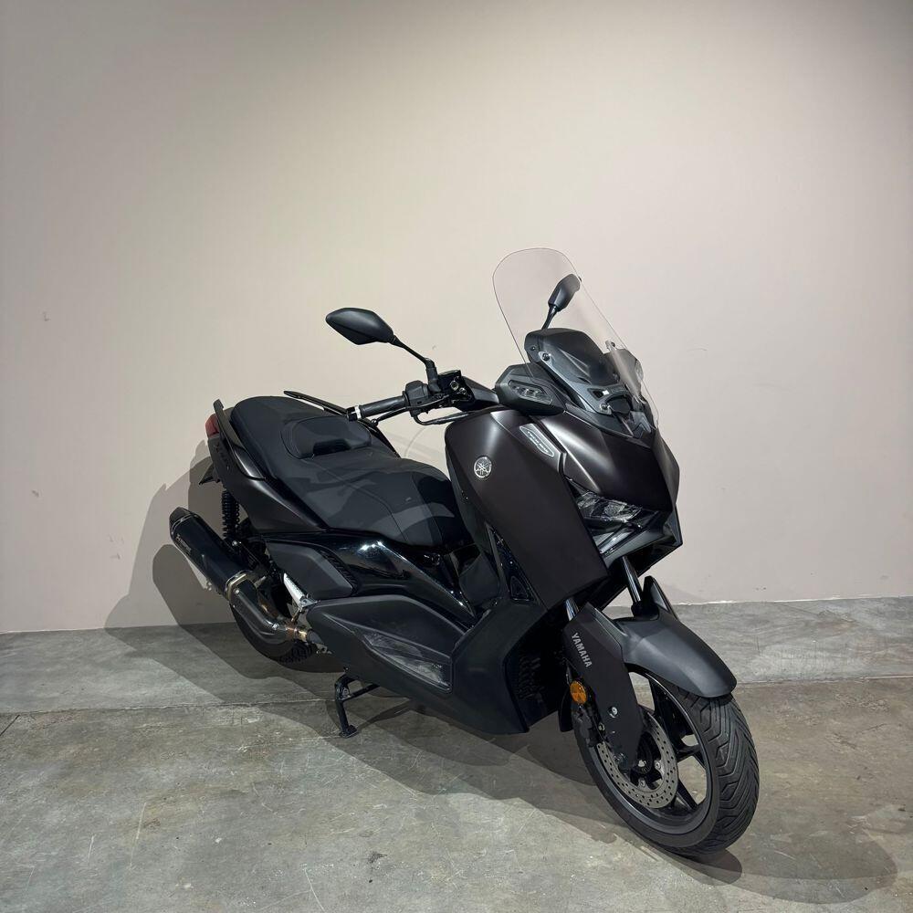 Yamaha X-Max 300 (2025 - 26) (2)