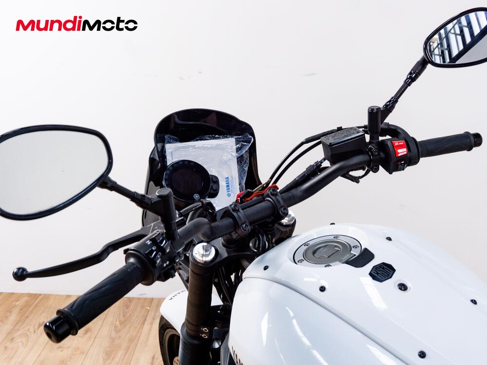 Yamaha XSR 700 (2022 - 26) (11)