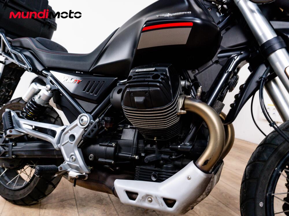 Moto Guzzi V85 TT (2024 - 26) (5)