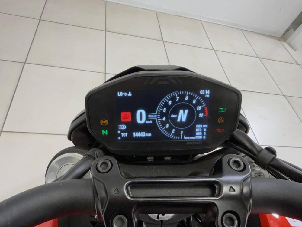 Ducati Hypermotard 950 RVE (2020) (15)