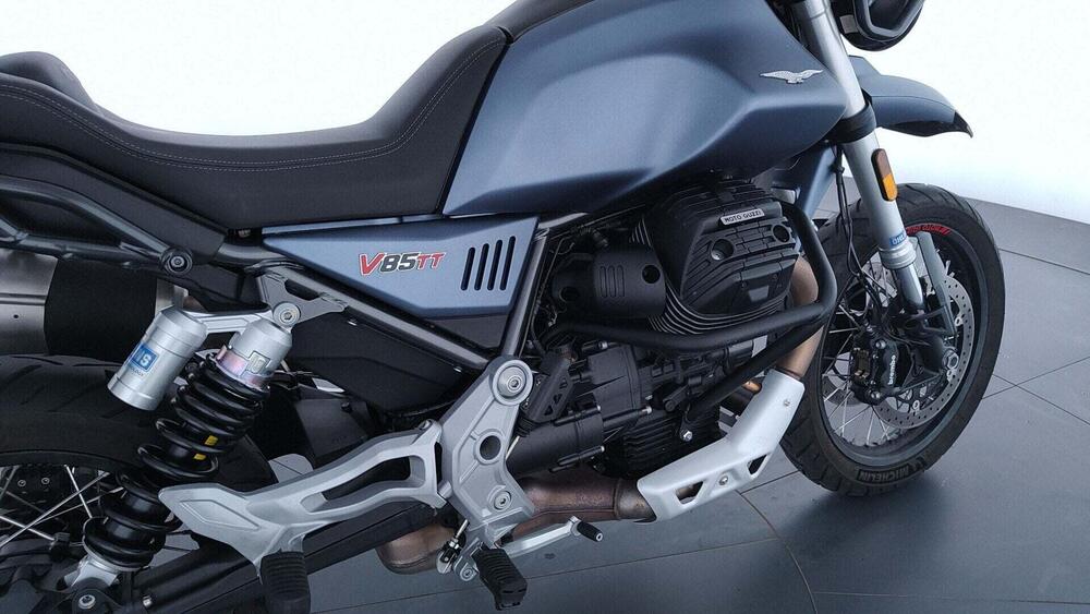 Moto Guzzi V85 TT (2019 - 20) (11)