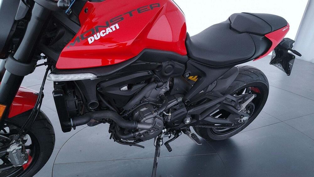 Ducati Monster 937 (2021 - 25) (11)