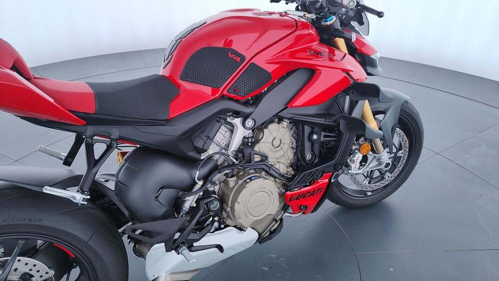 Ducati Streetfighter V4 S (2023 - 24) (13)