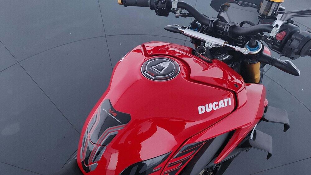 Ducati Streetfighter V4 1100 S (2021 - 22) (16)