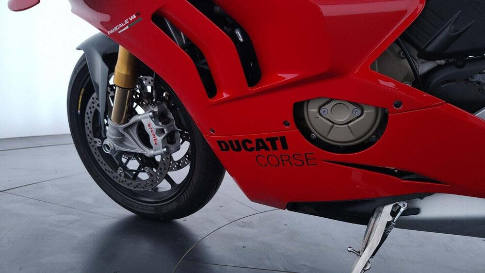 Ducati Panigale V4 S 1100 (2021) (10)