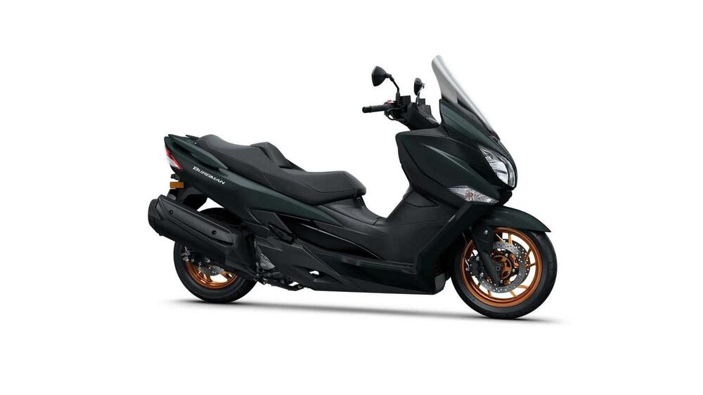 Suzuki Burgman 400 (2025 - 26) (3)