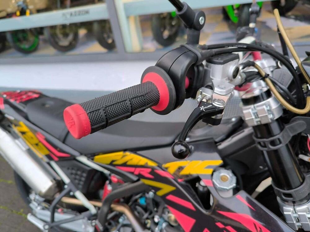 Fantic Motor XMF 125 Motard Performance 4t (2021 - 22) (5)