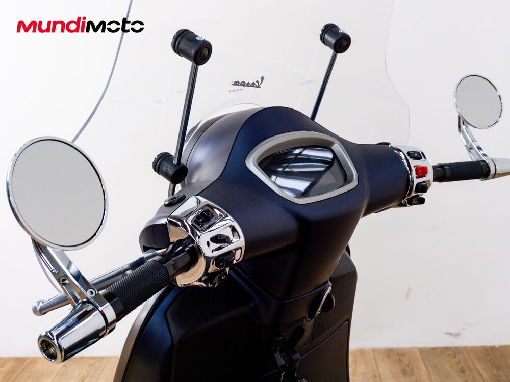 Vespa GTS 300 (2023 - 24) (11)