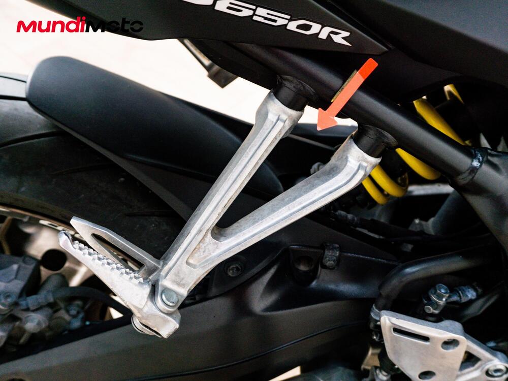 Honda CB 650 R (2024 - 25) (16)