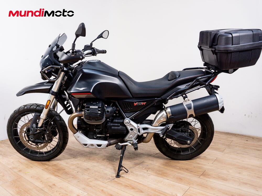 Moto Guzzi V85 TT (2024 - 26) (6)