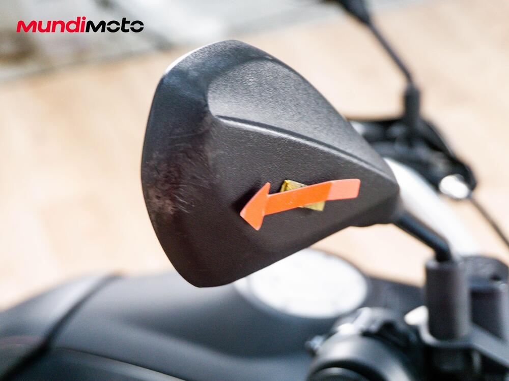 Moto Guzzi V85 TT (2024 - 26) (18)