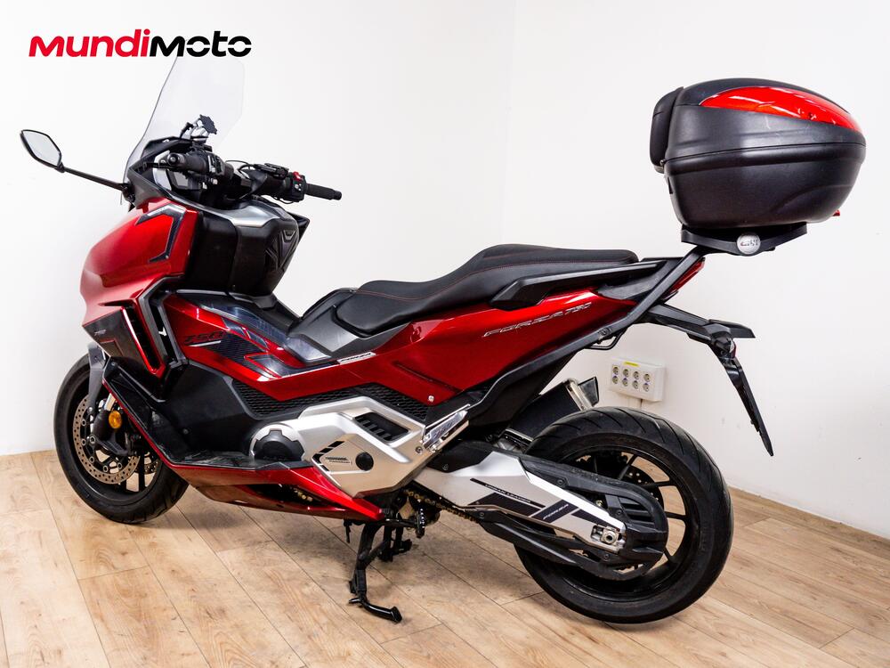 Honda Forza 750 DCT (2021 - 24) (7)