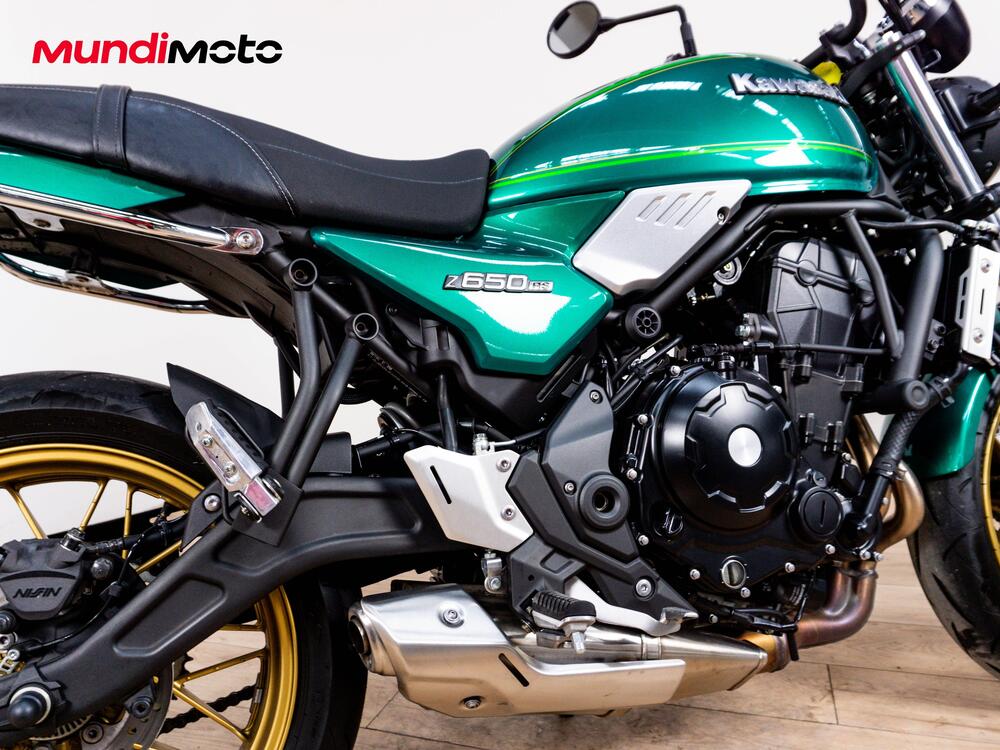 Kawasaki Z 650 RS (2025 - 26) (4)