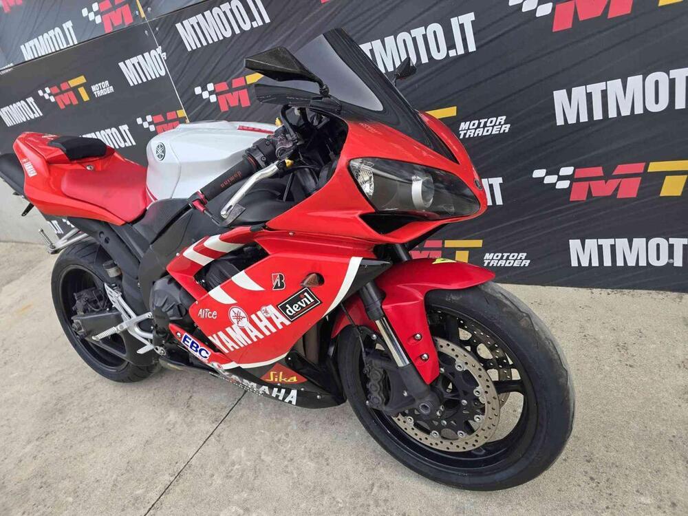 Yamaha YZF R1 (2007 - 08) (5)