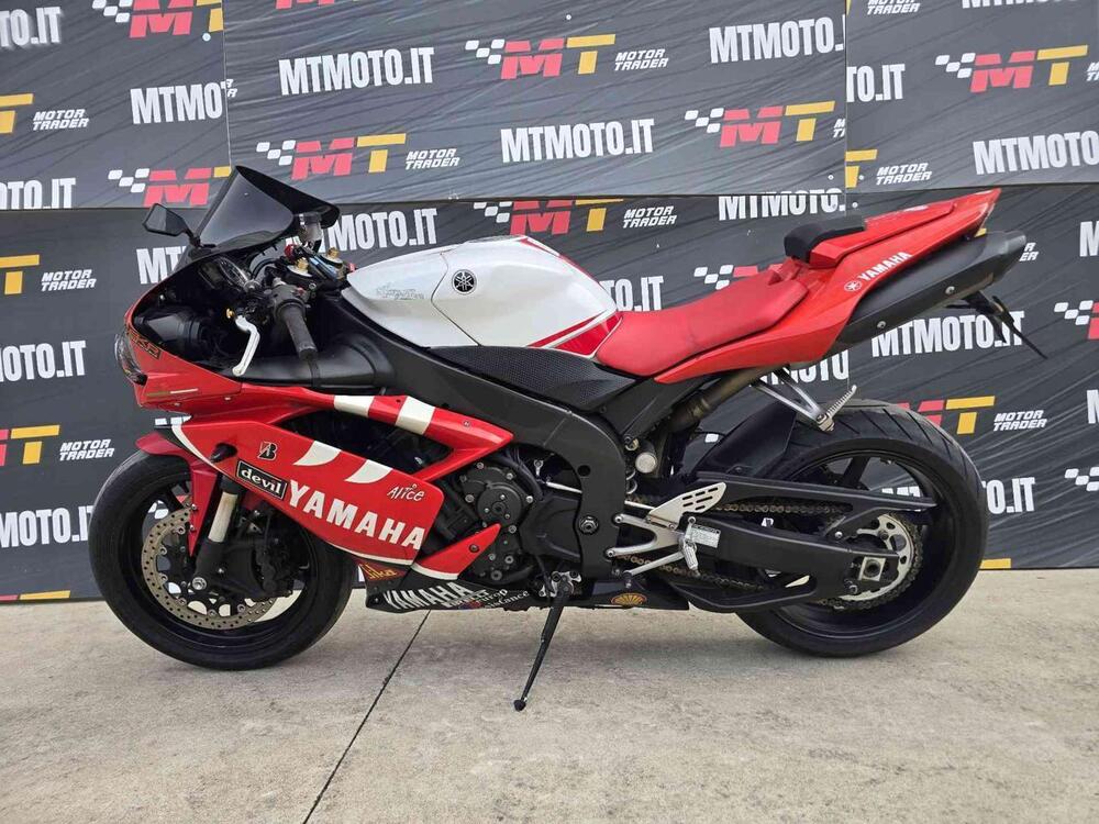 Yamaha YZF R1 (2007 - 08) (2)