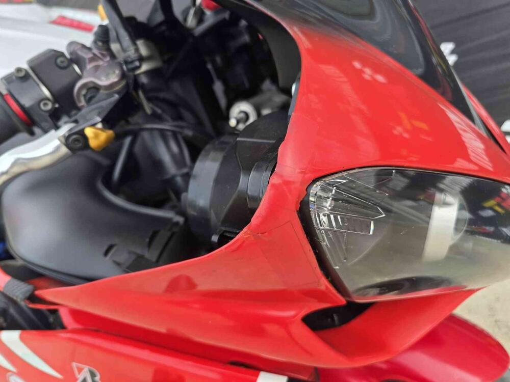 Yamaha YZF R1 (2007 - 08) (11)