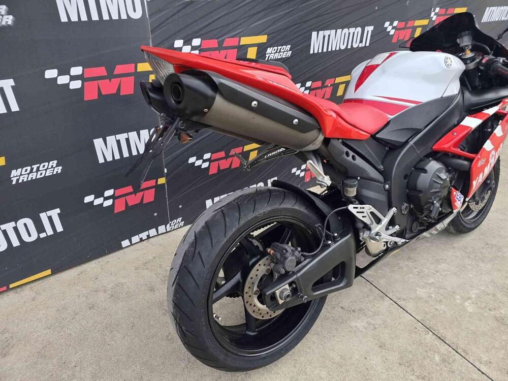 Yamaha YZF R1 (2007 - 08) (6)