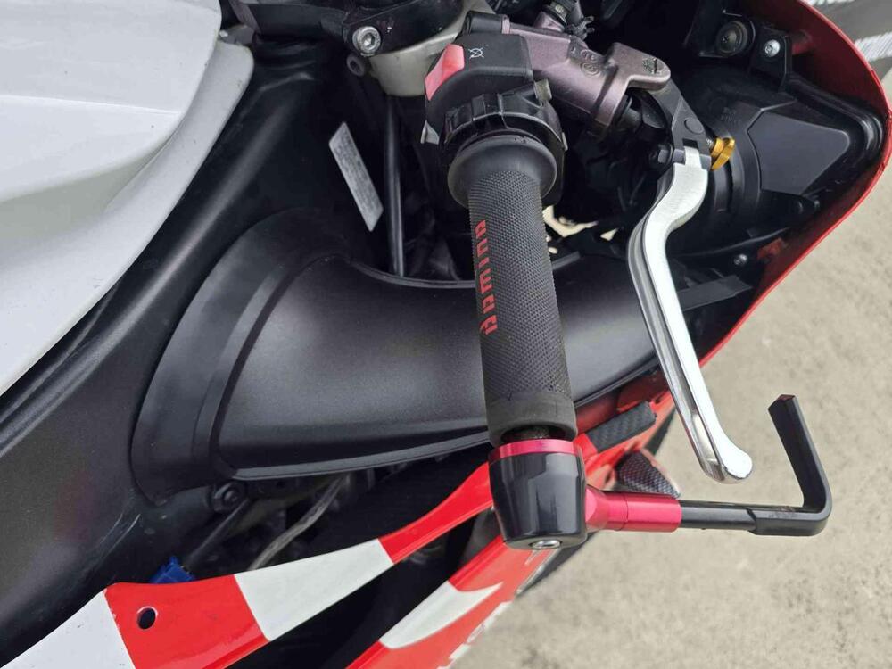 Yamaha YZF R1 (2007 - 08) (12)