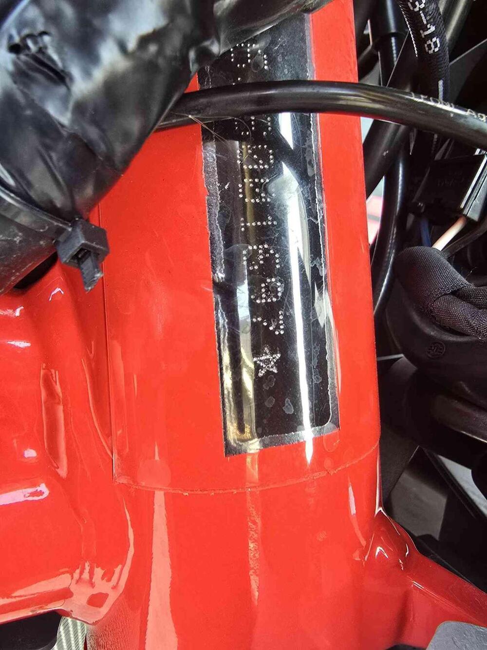 Aprilia Dorsoduro 900 (2017 - 20) (19)