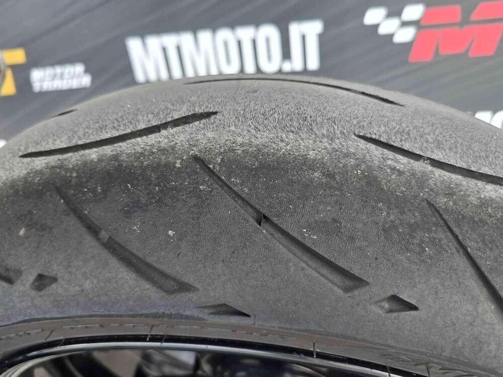 Aprilia Dorsoduro 900 (2017 - 20) (10)