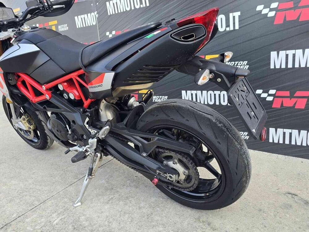 Aprilia Dorsoduro 900 (2017 - 20) (5)