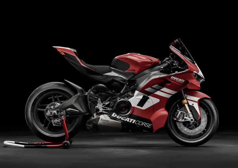 Ducati Superleggera V4 Centenario: 247 cavalli e 167 kg per la moto omologata pi&ugrave; estrema di sempre [GALLERY e VIDEO]