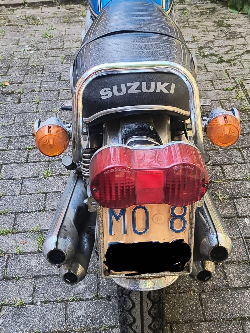 Suzuki GT380 (8)