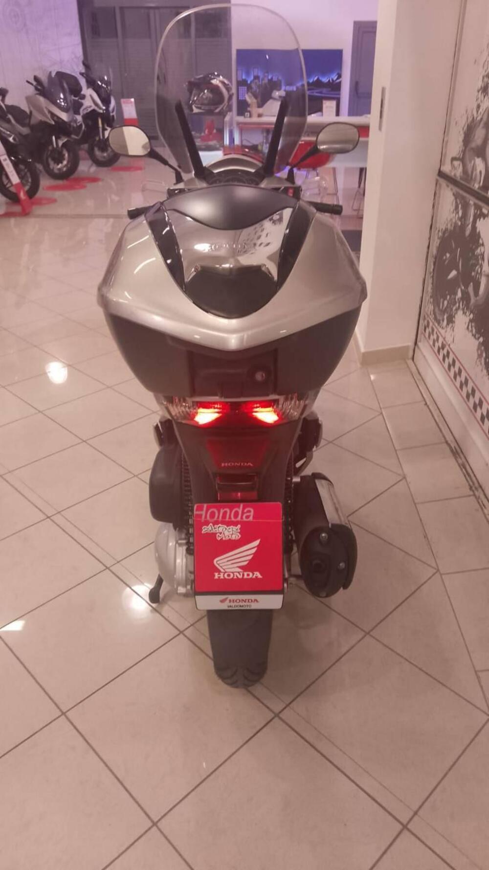 Honda SH 300 i ABS (2016 - 20) (3)