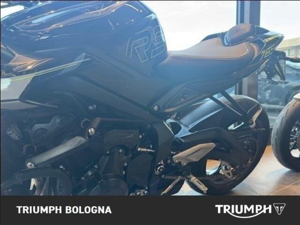 Triumph Street Triple 765 RS (2023 - 26) (11)