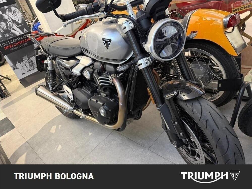 Triumph Speed Twin 1200 (2025 - 26) (2)