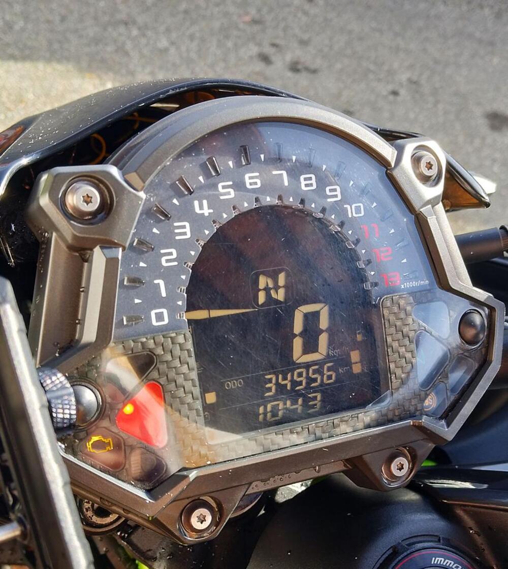 Kawasaki Z 900 (2017 - 18) (19)