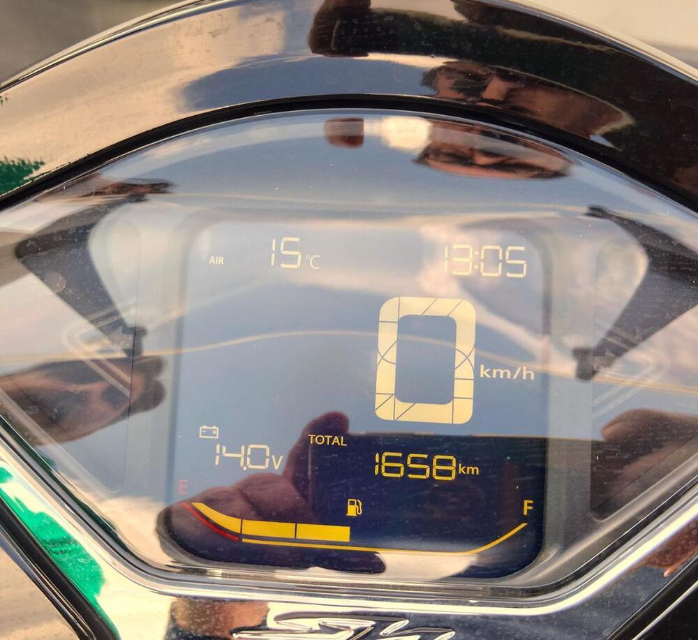 Honda SH 350 (2021 - 24) (7)