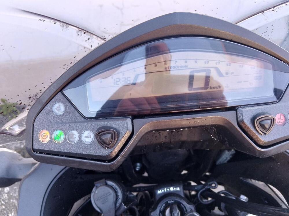 Honda VFR 800 (2006 - 13) (9)