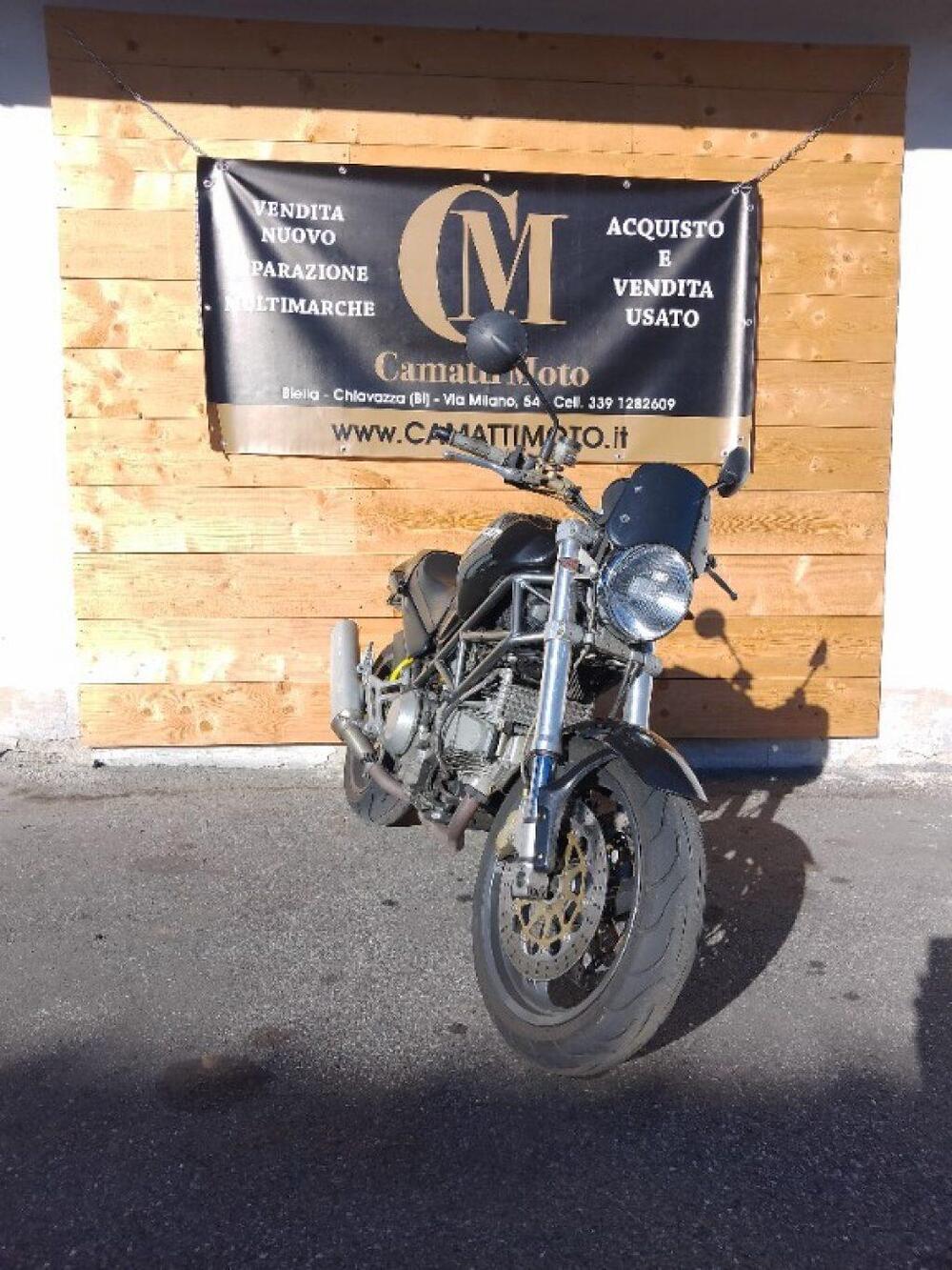 Ducati Monster 900 Dark (1999 - 02) (3)