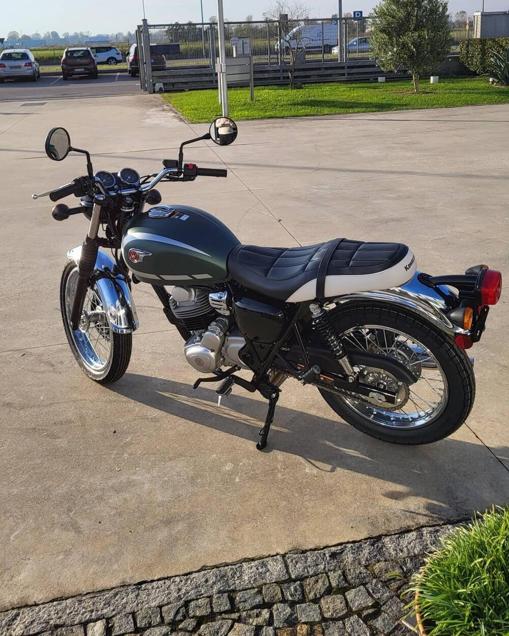 Kawasaki W 230 (2025 - 26) (3)