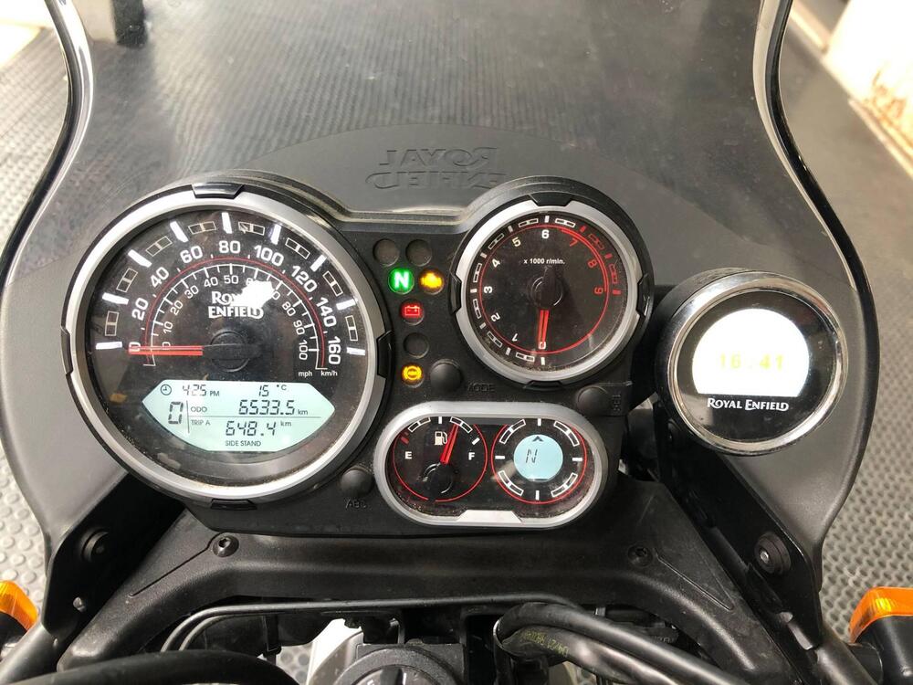 Royal Enfield Himalayan 411 (2021 - 24) (4)