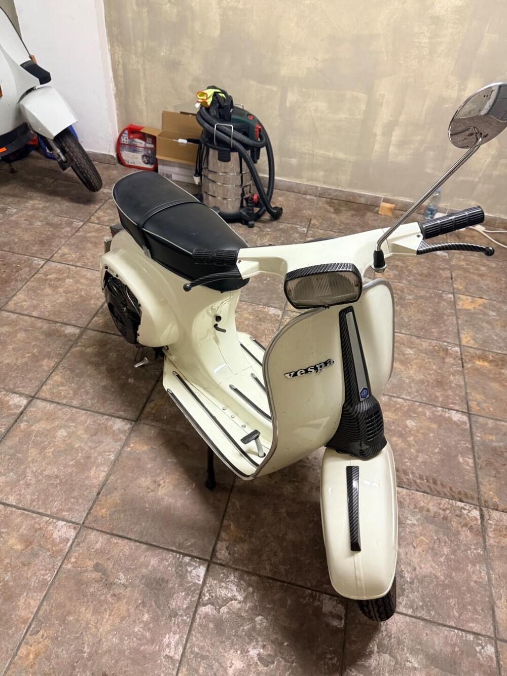 Vespa 50 special