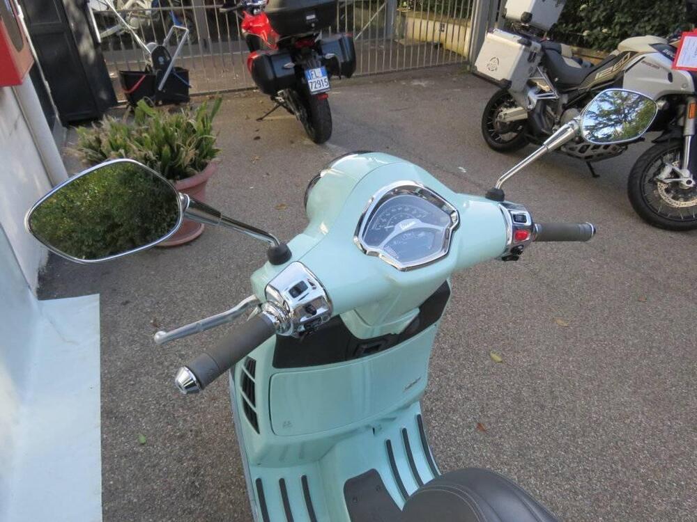 Vespa GTS 300 (2023 - 24) (11)