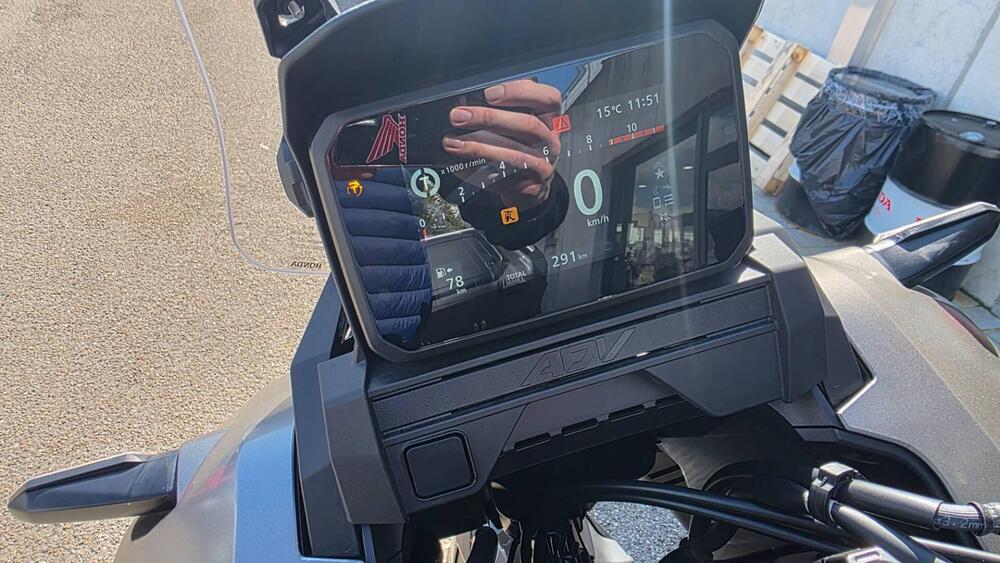 Honda ADV 350 (2025 - 26) (7)