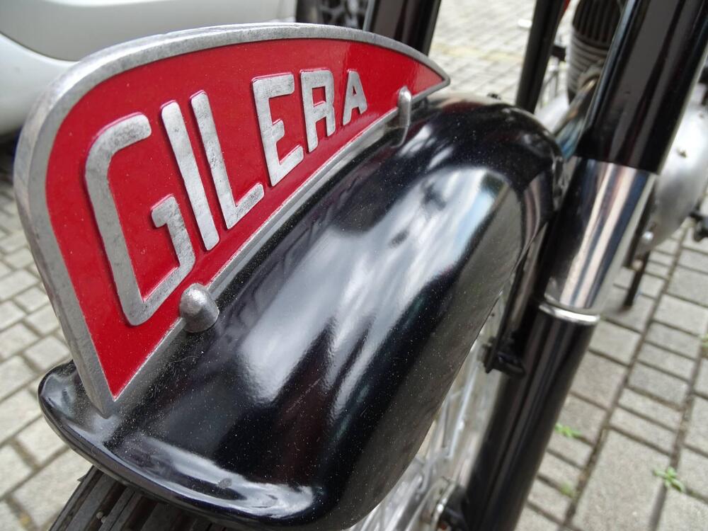 Gilera GT150 (9)
