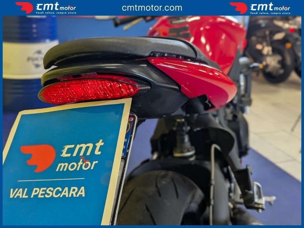 Triumph Street Triple (2007 - 12) (9)