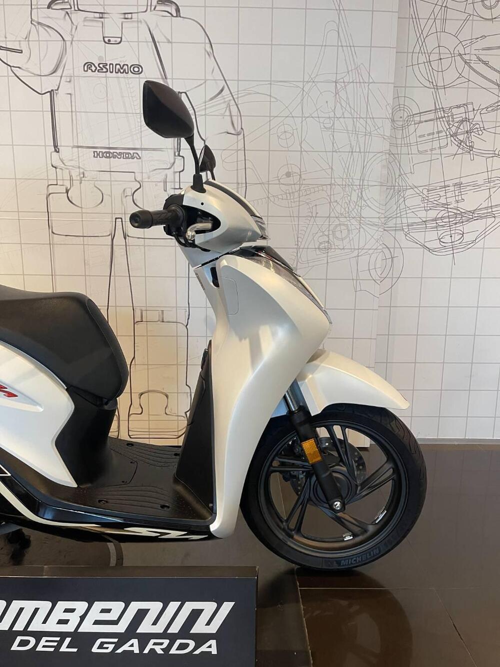 Honda SH 125i Sport (2022 - 23) (2)